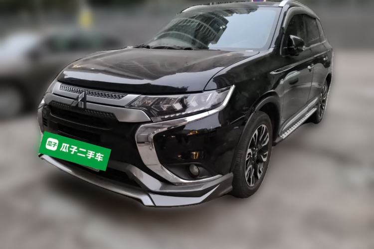 Used Mitsubishi Outlander 2020 2.4L 4x4 Zhi Xiang Edition 7-Seater