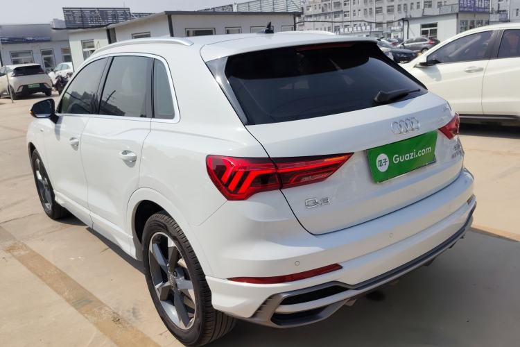 Used Audi Q3 2019 40 TFSI Fashion Dynamic Model
