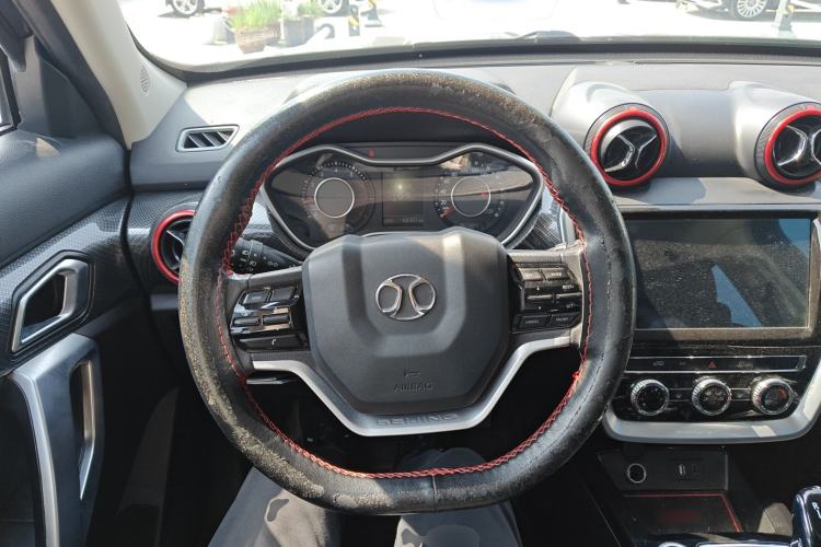 Used BAIC Off-Road BJ20 2016 1.5T Manual Elite Edition Steering Wheel