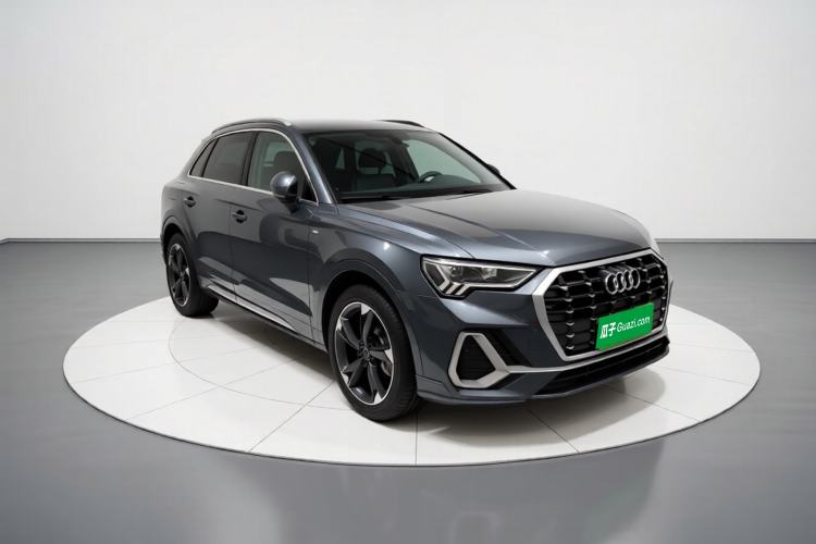 Used Audi Q3 2022 35 TFSI Fashion Dynamic Model
