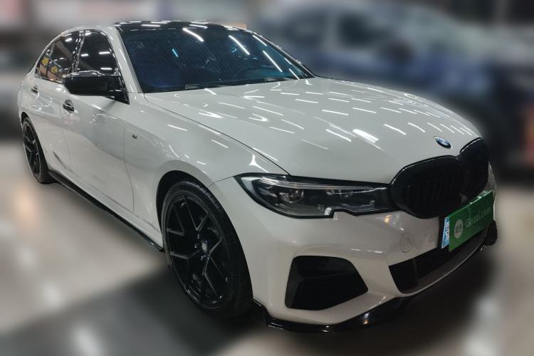 Used BMW 3 Series 2021 Facelifted 320Li M Sport Package Front Right 45 Deg