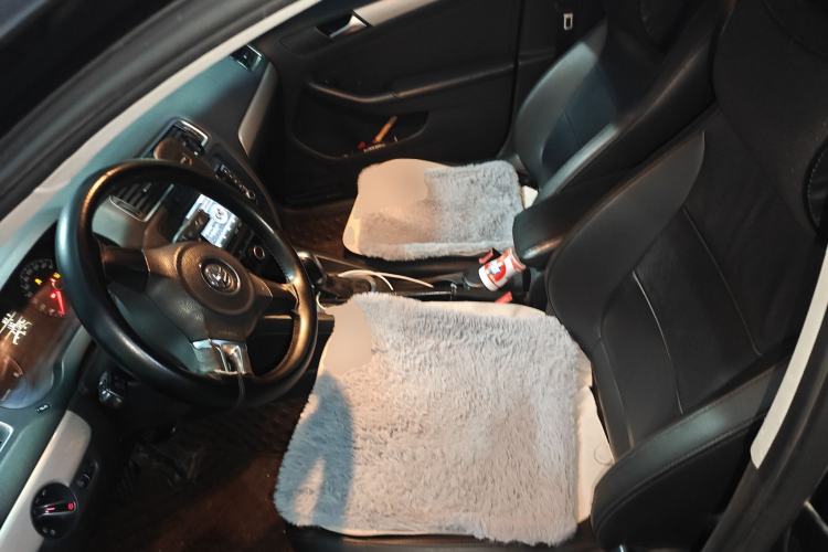 Used Volkswagen Sagitar 2014 1.6L Automatic Comfort Model
