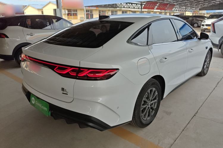 Used BYD Qin L 2025 DM-i Smart Drive 80KM Leading Model
