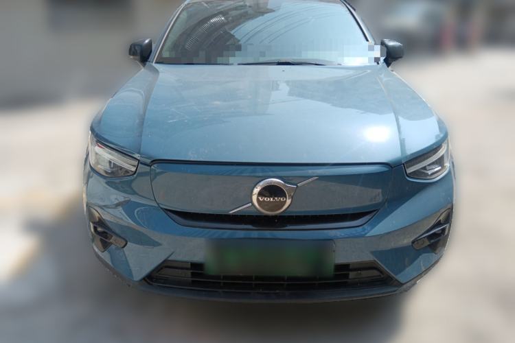 Used Volvo C40 2022 Long-Range Version
