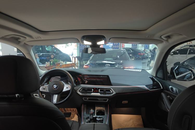 Used BMW X5 2022 Restyled xDrive 30Li M Sport Package
