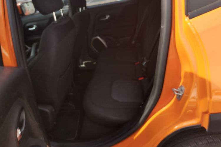 Used Jeep Renegade 2017 180TS Automatic Four-Wheel Drive Superior Edition
