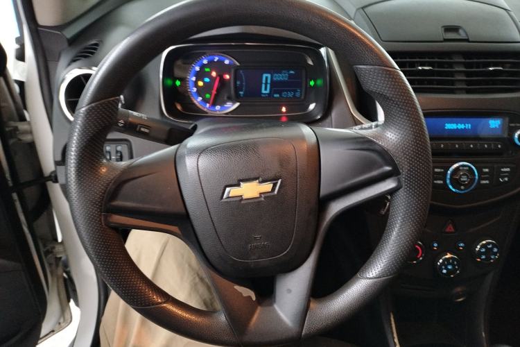 Used Chevrolet Trax 2014 1.4T Manual Two-Wheel Drive Comfort Model Steering Wheel
