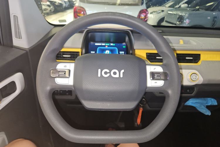 Used Chery New Energy QQ Ice Cream 2022 170km Sundae Phosphate Lithium-Ion Steering Wheel
