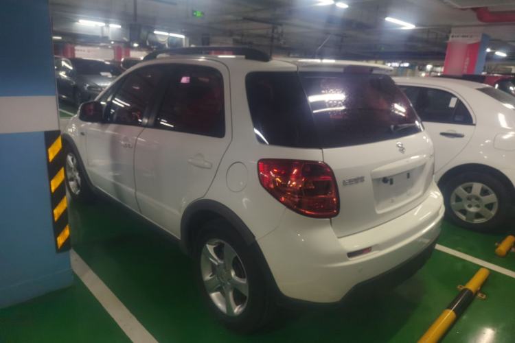 Used Suzuki SX4 2016 1.6L Automatic Classic Edition Rear Left 45 Deg