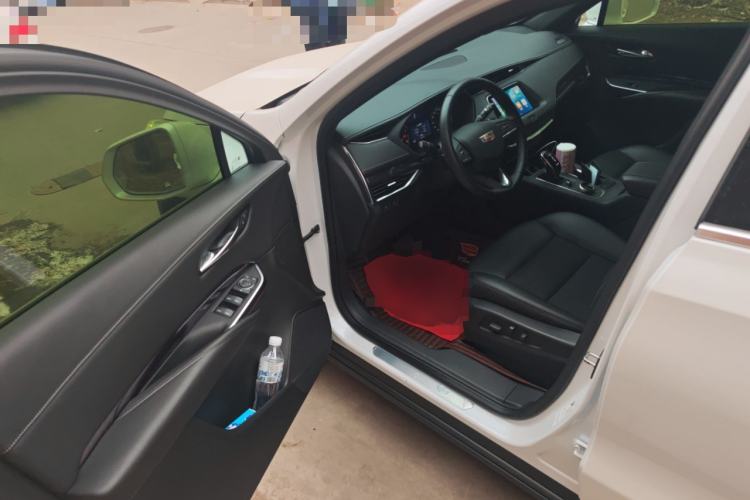 Used Cadillac XT4 2021 28T Two-Wheel Drive Tech Edition