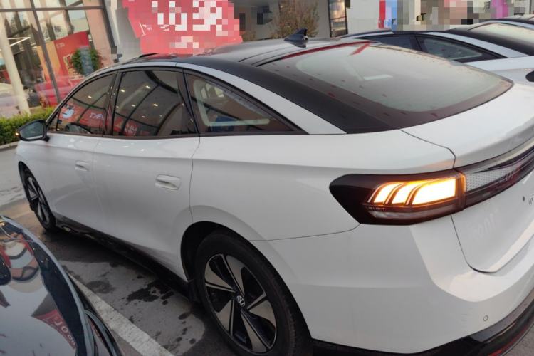 Used Volkswagen ID.7 VIZZION 2024 AIR model