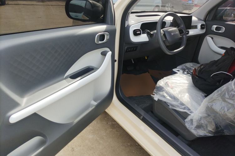 Used Geely Galaxy Panda 2025 210 km – Yuanqi Bear
