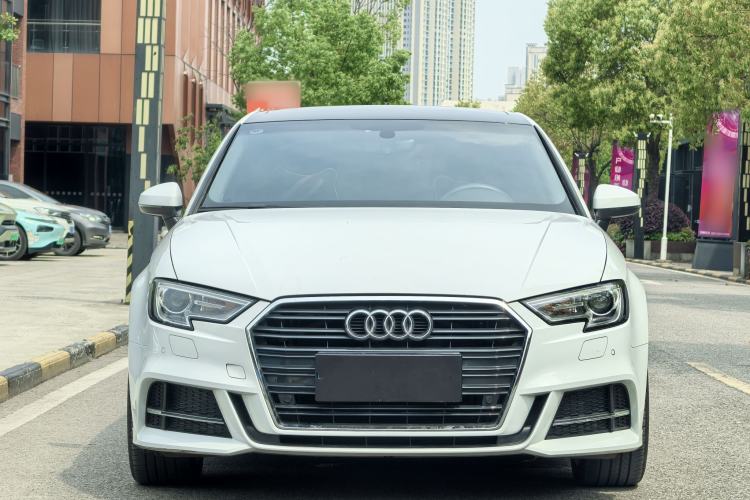 Used Audi A3 2018 30th Anniversary Edition Limousine 35 TFSI Fashion Model
