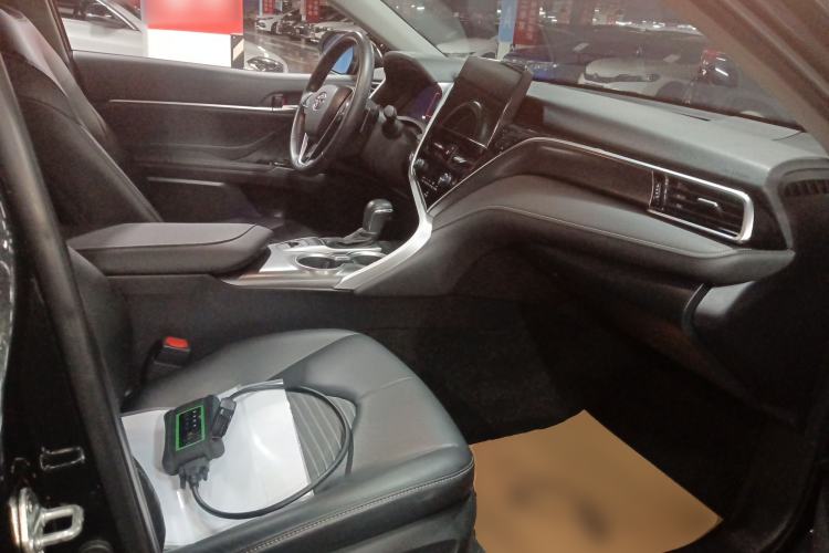 Used Toyota Camry 2023 2.5S Knight Edition Right Front Seat