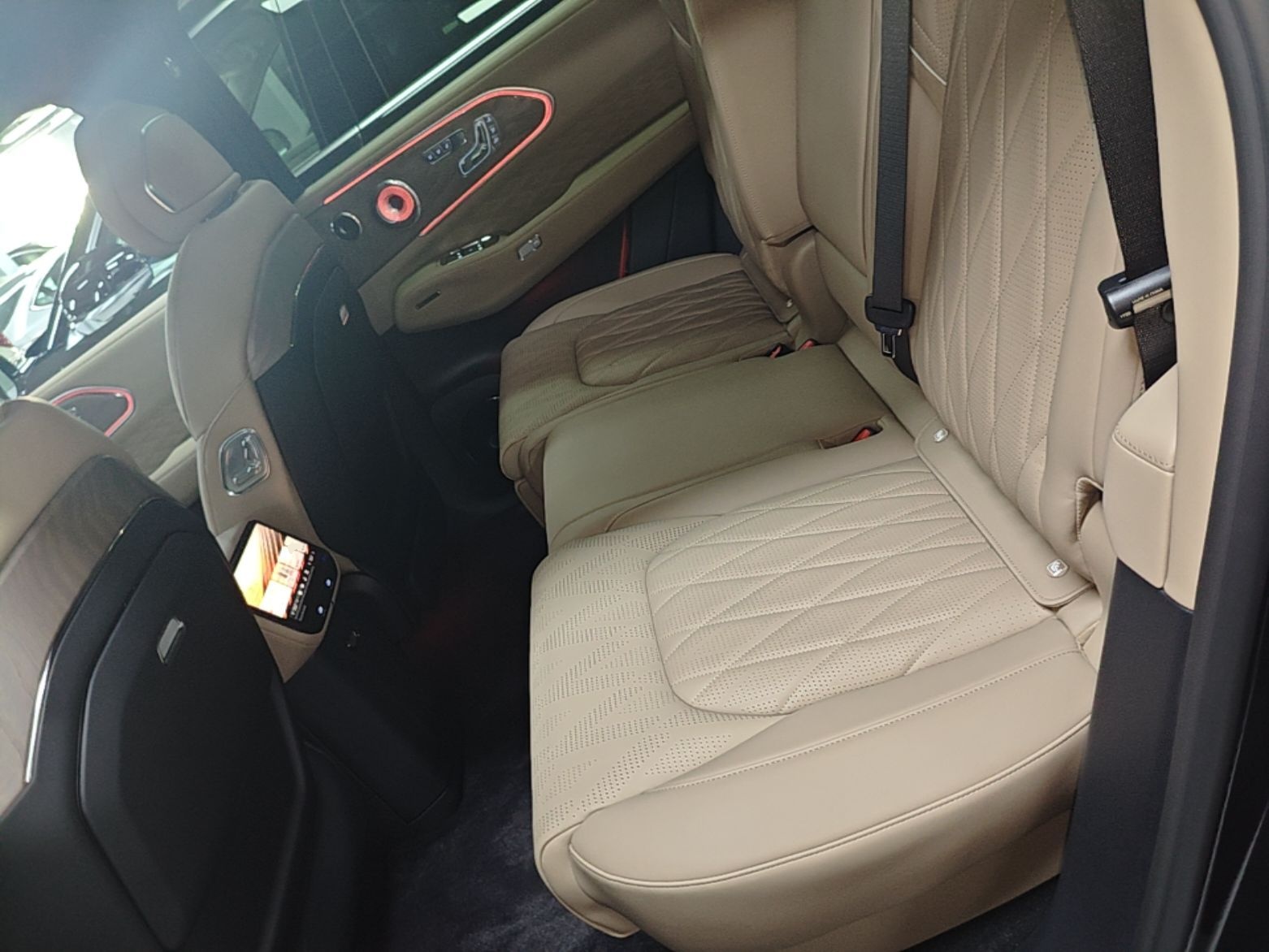 Zeekr 8X 2026 Model Max Edition 55kWh — снимка 20