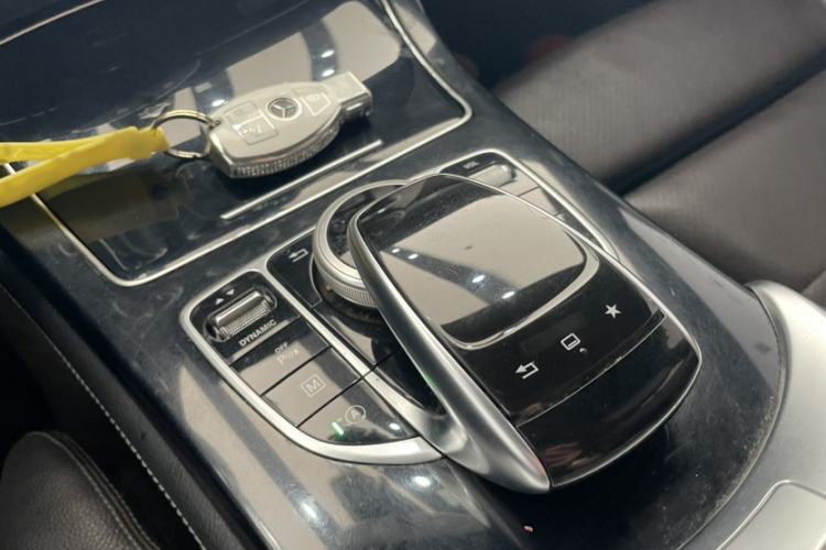 Used Mercedes-Benz GLC 2016 GLC 200 4MATIC Interior 3