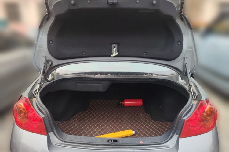 Used Infiniti G Series 2010 G25 Sedan Luxury Sport Edition Trunk