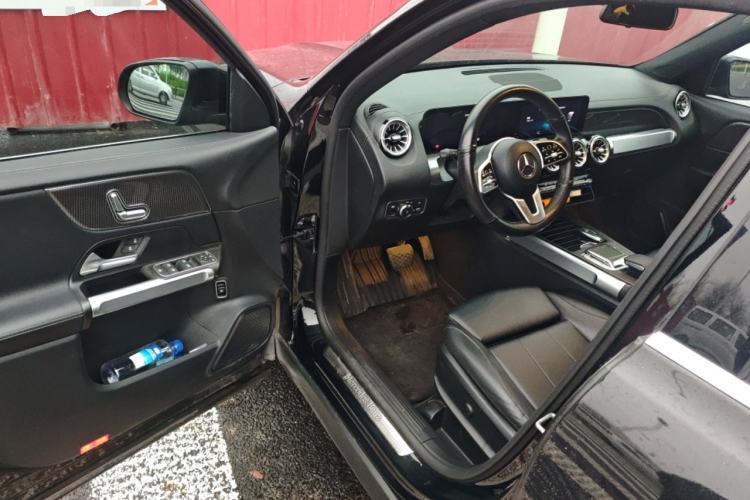 Used Mercedes-Benz GLB 2022 Updated GLB 200 Fashion Edition