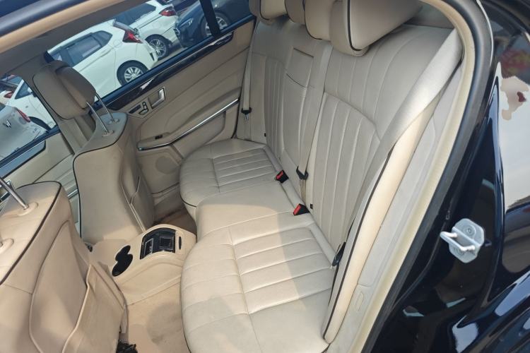 Used Mercedes-Benz E-Class 2015 Facelift E 200 L