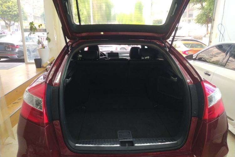 Used Honda Crosstour 2011 3.5L Flagship Edition