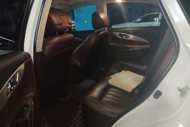 Used Infiniti QX50 2015 2.5L Enjoyment Edition