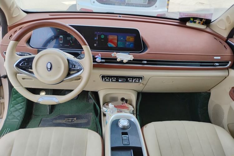 Used ORA Good Cat 2021 500km Long-Range Apollo Edition Ternary Lithium Center Console