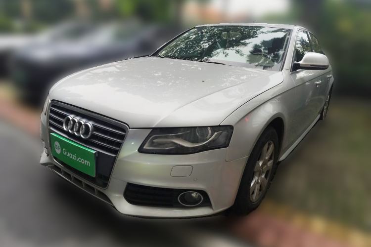 Used Audi A4L 2012 2.0 TFSI automatic standard version