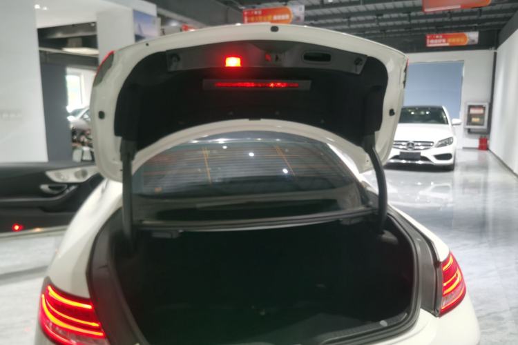 Used Mercedes-Benz C-Class 2017 Facelift C 200 Coupe