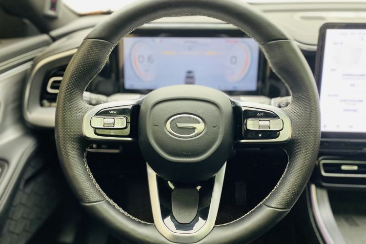 Used GAC Trumpchi GS8 2024 Linghang Series 2.0 TGDI Two-Wheel Drive Luxury Smart Connectivity Version Interior 7