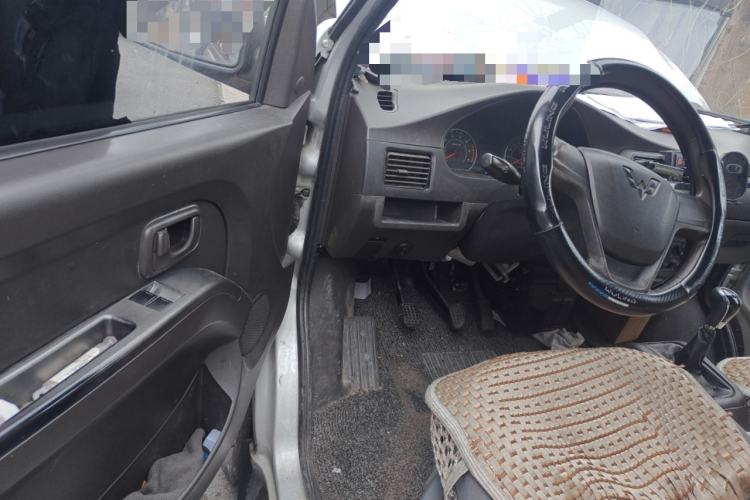 Used Wuling Rongguang 2021 1.5L Extended Standard Version with Air Conditioning – L3C