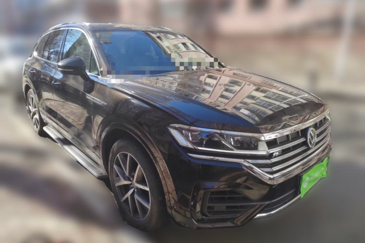 Used Volkswagen Touareg 2019 3.0 TSI RuiFeng Edition China V Standard Front Right 45 Deg