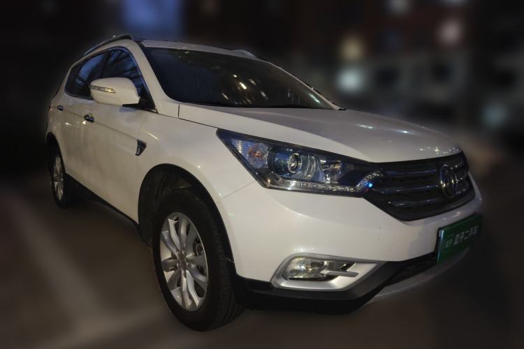 Used Dongfeng Aeolus AX7 2015 2.0L Automatic Zhiyi Trim
