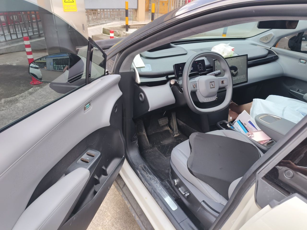Zeekr X 2023 Rear-Drive YOU Edition 4 Seats — снимка 16