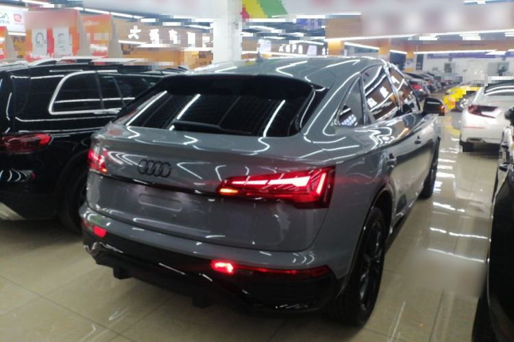 Used Audi Q5L Sportback 2022 Updated 40 TFSI Luxury Edition