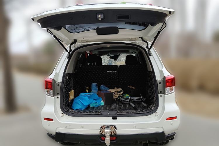 Used Nissan Terra 2018 2.5L Automatic 4x4 Flagship Edition