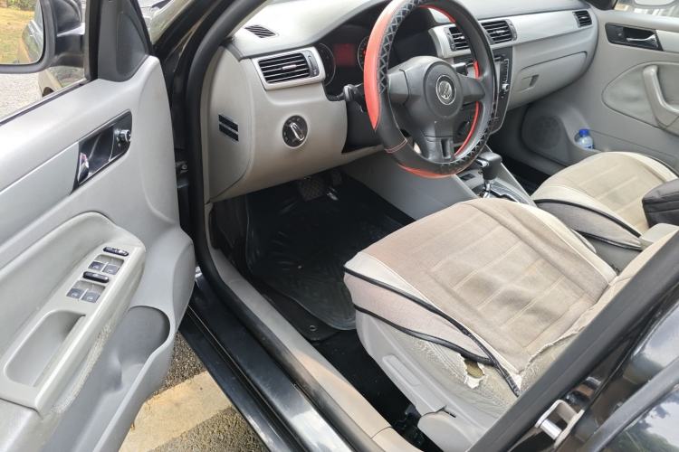 Used Volkswagen Bora 2012 1.6L Automatic Fashion Edition Driver Seat