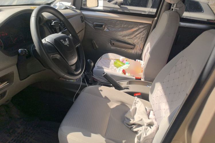 Used Wuling Rongguang V 2016 1.5L Practical Version