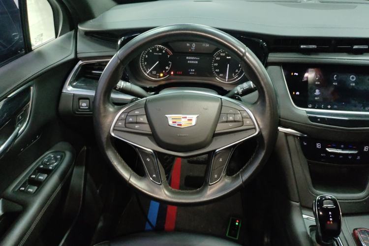 Used Cadillac XT5 2022 2.0T Two-Wheel Drive Luxury Version