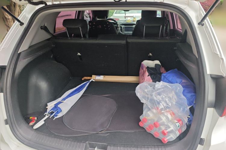 Used Hyundai ix25 2015 1.6L Automatic Two-Wheel-Drive Deluxe DLX Model Trunk