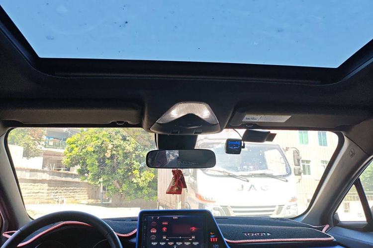 Used Toyota IZOA 2018 2.0L Yichi Edition China V Standard
