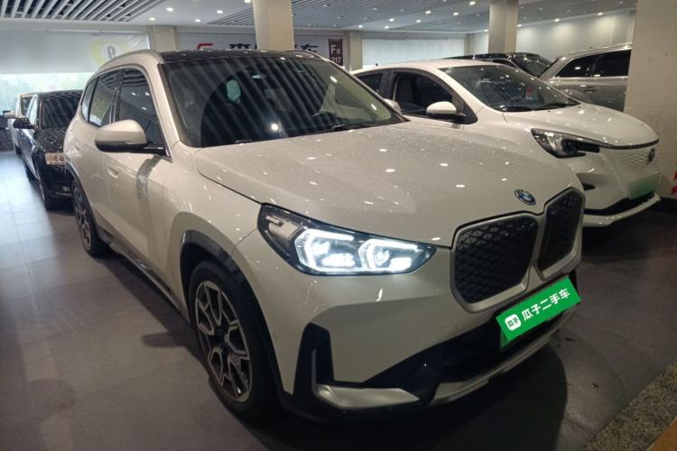 Used BMW iX1 2023 xDrive30L X Design Package Front Right 45 Deg