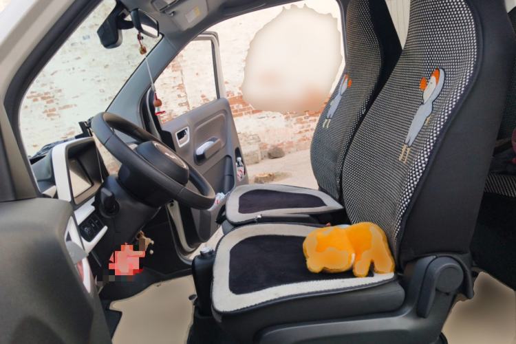 Used Wuling Hongguang MINIEV 2024 3rd Generation 215km Youth Edition Left Front Seat