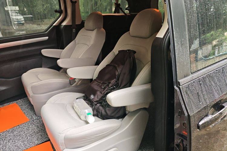 Used SAIC MAXUS G10 2022 2.0T Automatic Smart Enjoyment Version Gasoline 7 Seats