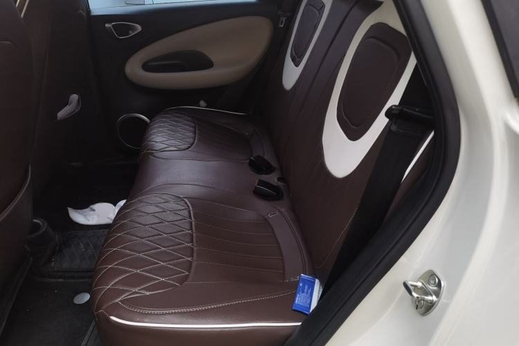 Used Wuling Bingo 2023 203km Light Edition Left Rear Seat