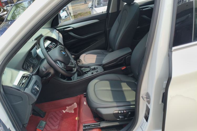 Used BMW X1 2018 sDrive20Li Leading Model
