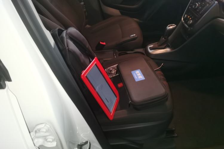 Used Buick Encore 2015 1.4T Automatic Two-Wheel Drive Urban Elite Version