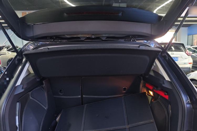 Used Volkswagen Tharu 2019 280TSI Two-Wheel Drive Flagship Version China VI Standard Trunk