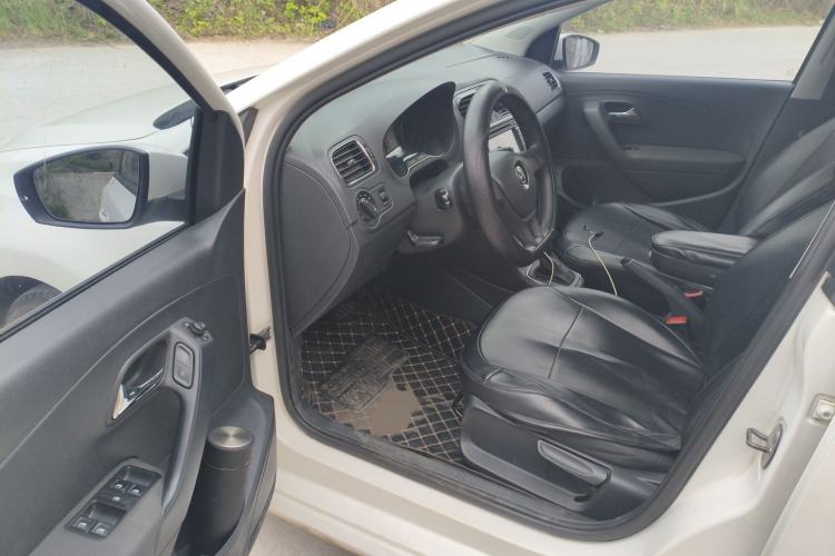 Used Volkswagen Polo 2014 1.4L Automatic Comfort Edition