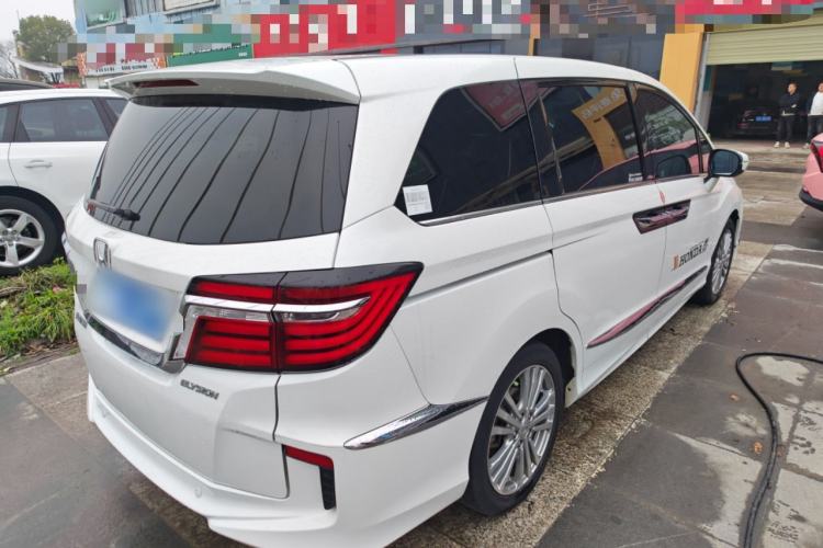 Used Honda Elysion 2016 2.4L Luxury Edition