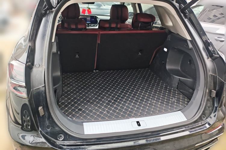 Used Hongqi HS5 2023 2.0T Qixiang Pro Edition Trunk